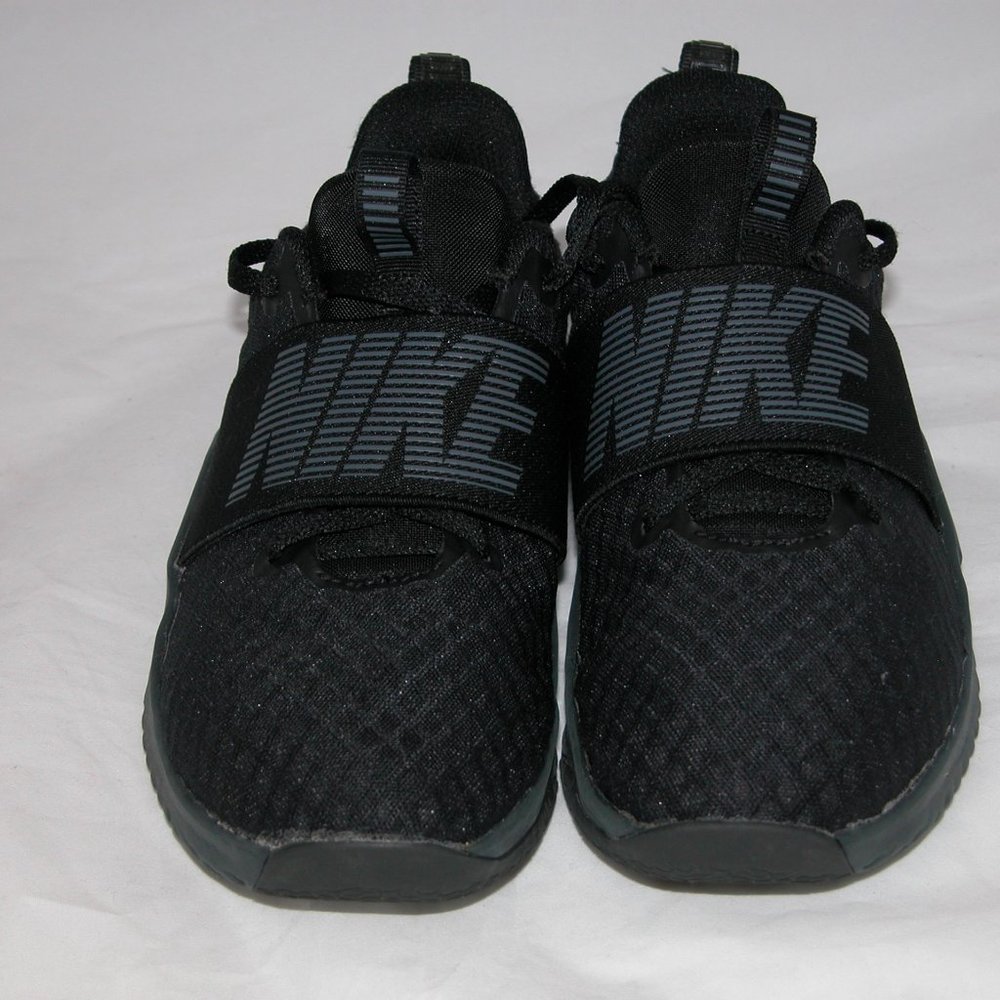 Nike Renew In Season TR9 Women's Sz 6